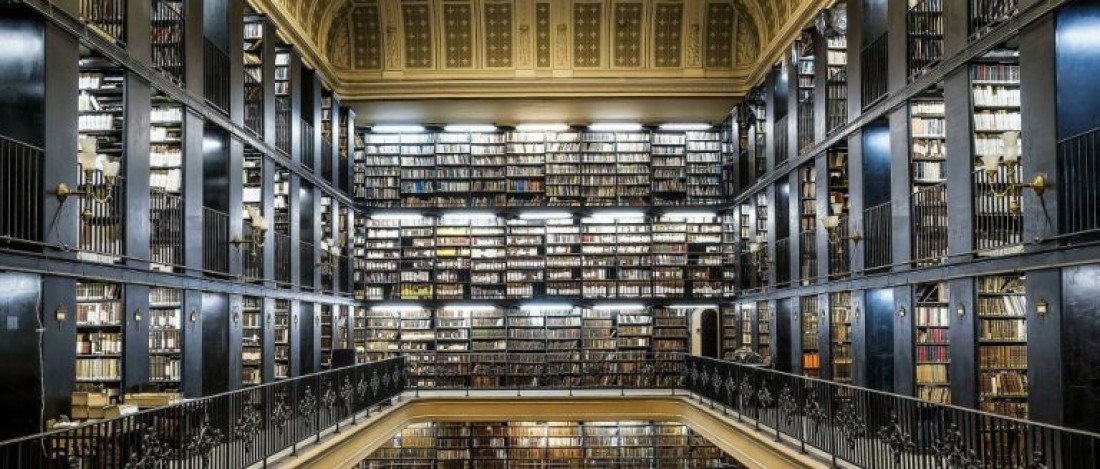 Biblioteca Universitária encaminha publicações produzidas na UFSC para Biblioteca Nacional, no Rio de Janeiro.