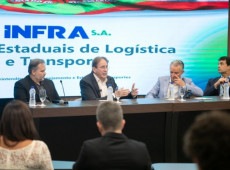 Ato reuniu, na FIESC, representantes do governo de SC, da Infra S.A, do setor produtivo e especialistas na área