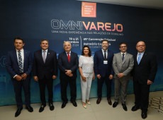 José César da Costa, senador Efraim Filho; ministro Márcio França; governadora em exercício, Marilisa Boehm; Viltom Santos; Onildo Dalbosco Júnior, e Renato Carvalho, presidente do Conselho Deliberativo do Sebrae/SC